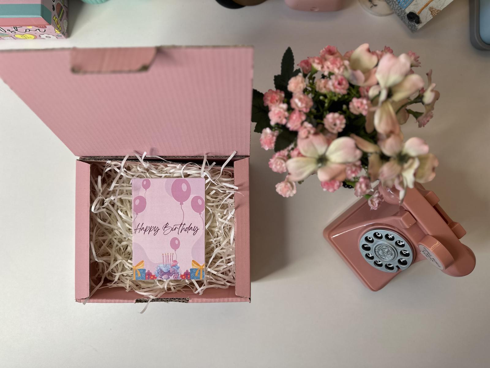Box B005