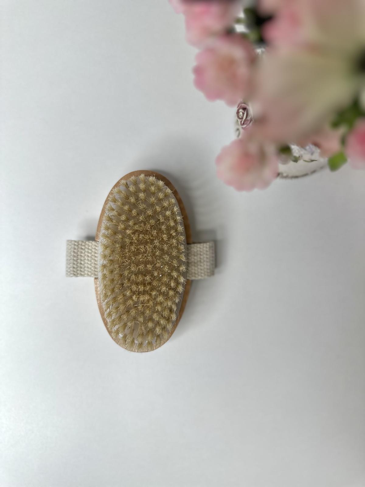 Body Brush M142