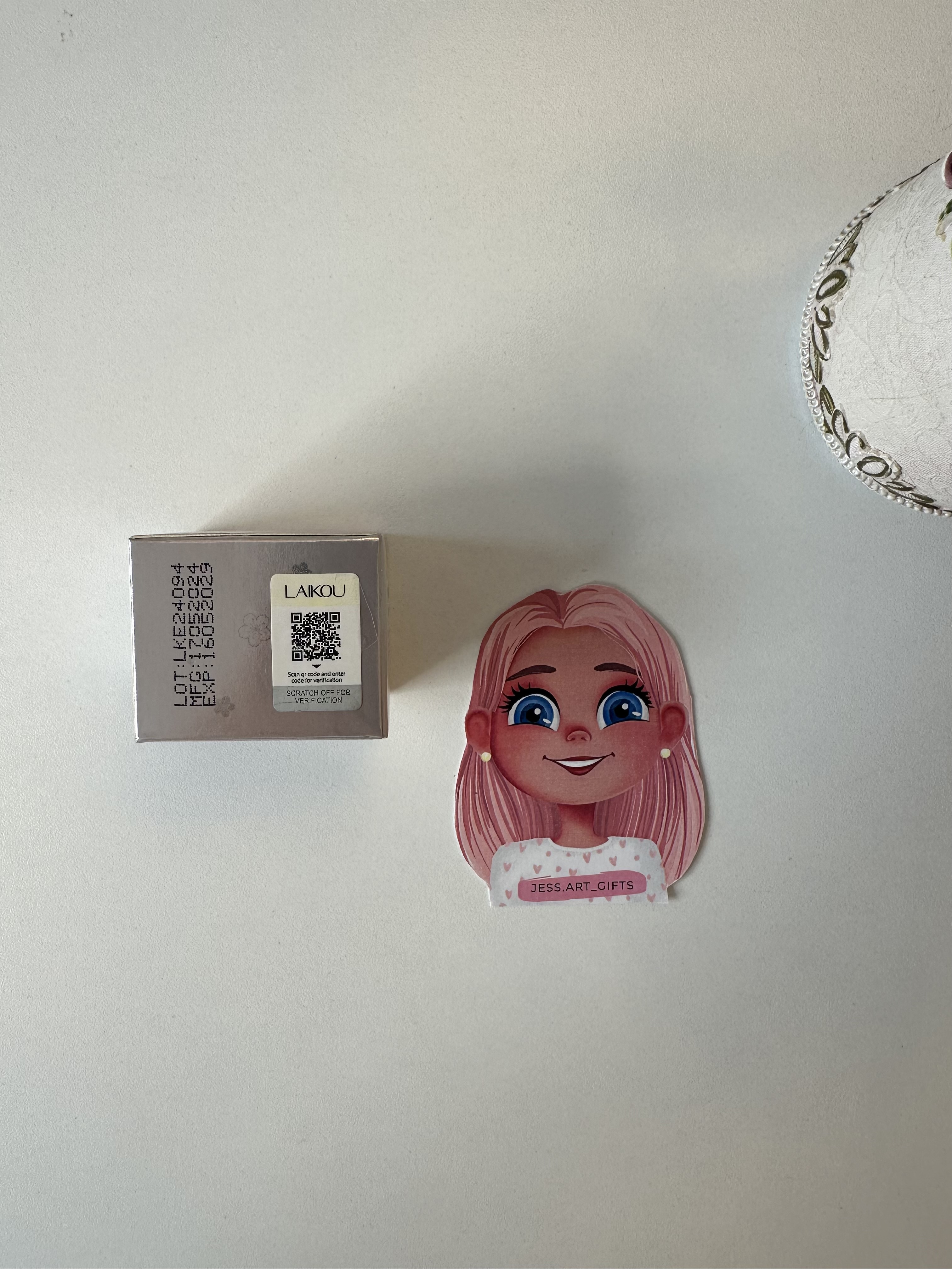 Japan SAKURA Essence Cream